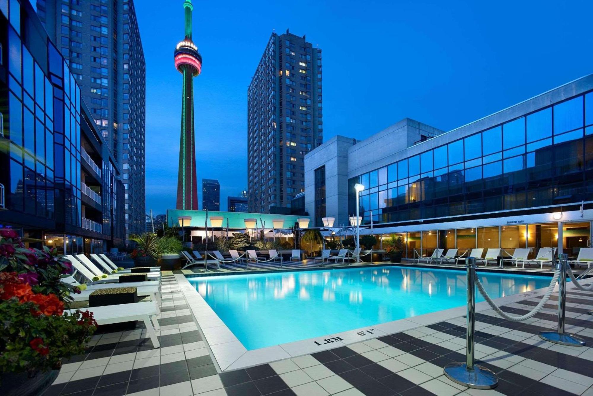 Radisson Blu Toronto Downtown Hotell Exteriör bild